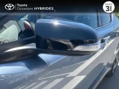 Photo 8 Toyota C-HR  1.8 Hybride 122ch Design Ultimate E-CVT