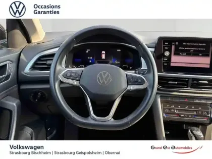 Photo 12 Volkswagen T-roc  1.5 TSI Evo2 150ch Life DSG7