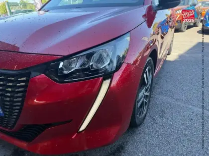 Photo 12 Peugeot 208  1.2 PureTech 100ch S&S Allure 118g
