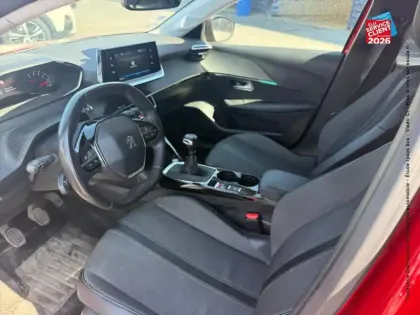 Photo 14 Peugeot 208  1.2 PureTech 100ch S&S Allure 118g