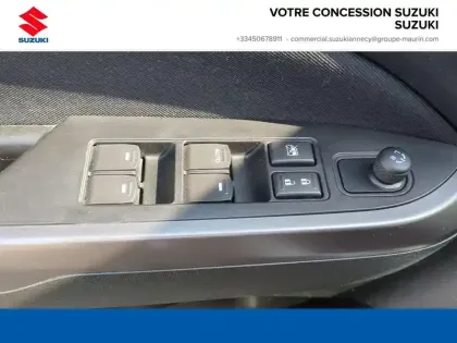 Photo 8 Suzuki Vitara  1.5 Dualjet Hybrid 102ch Privilège Auto Allgrip