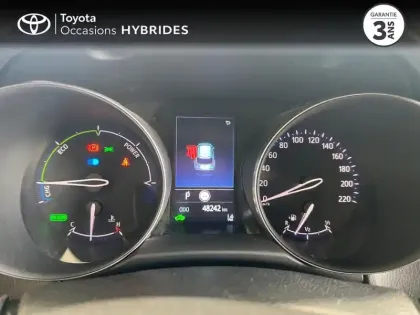 Photo 13 Toyota C-HR  1.8 Hybride 122ch Design Ultimate E-CVT
