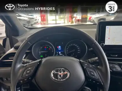 Photo 12 Toyota C-HR  1.8 Hybride 122ch Design Ultimate E-CVT