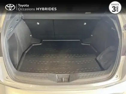Photo 9 Toyota C-HR  1.8 Hybride 122ch Design Ultimate E-CVT