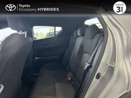 Photo 11 Toyota C-HR  1.8 Hybride 122ch Design Ultimate E-CVT