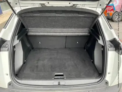 Photo 13 Peugeot 2008  e- 136ch Allure Pack