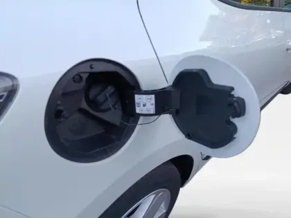 Photo 9 Renault Clio  1.6 E-Tech 145ch full hybrid Evolution - 25