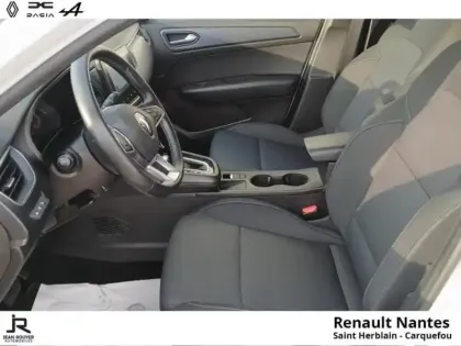 Photo 10 Renault Arkana  1.6 E-Tech hybride 145ch Evolution -22