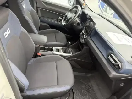 Photo 10 Dacia Duster  1.2 mild hybrid 130ch Journey