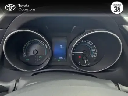 Photo 13 Toyota Auris  Touring Sports HSD 136h Design