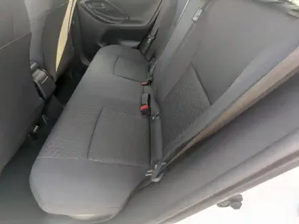 Photo 11 Toyota Yaris  Cross 116h Dynamic MY25