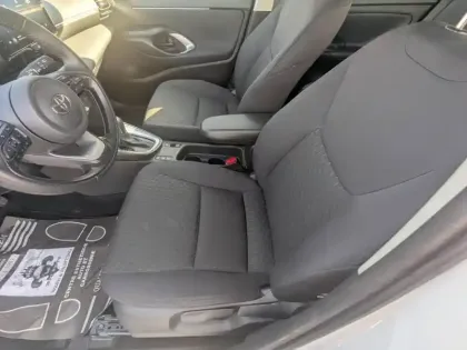 Photo 10 Toyota Yaris  Cross 116h Dynamic MY25