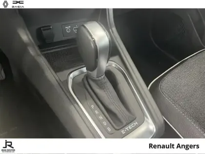 Photo 20 Renault Captur  1.6 E-Tech hybride rechargeable 160ch Intens -21