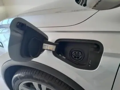 Photo 9 Volkswagen Tiguan  1.4 eHybrid 245ch R-Line DSG6
