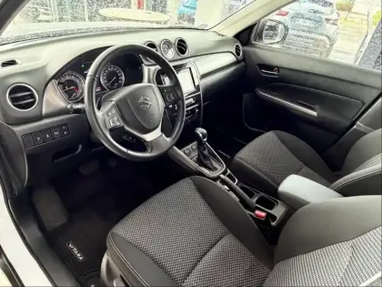 Photo 17 Suzuki Vitara  1.5 Dualjet Hybrid 115ch Privilège Auto