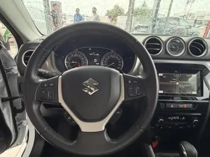 Photo 10 Suzuki Vitara  1.5 Dualjet Hybrid 115ch Privilège Auto