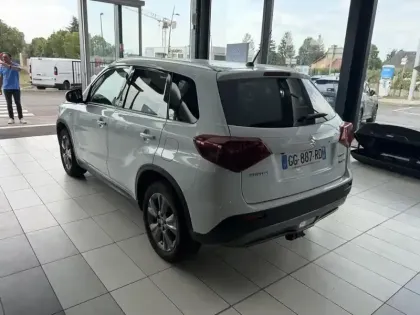 Photo 7 Suzuki Vitara  1.5 Dualjet Hybrid 115ch Privilège Auto