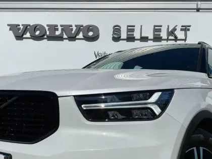 Photo 14 Volvo XC40  T3 163ch R-Design Geartronic 8