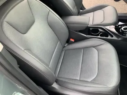 Photo 10 Kia Niro  1.6 GDi 129ch HEV Premium DCT6