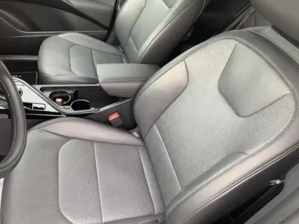 Photo 9 Kia Niro  1.6 GDi 129ch HEV Premium DCT6