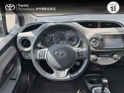 Photo 8 Toyota Yaris  100h Dynamic Business 5p