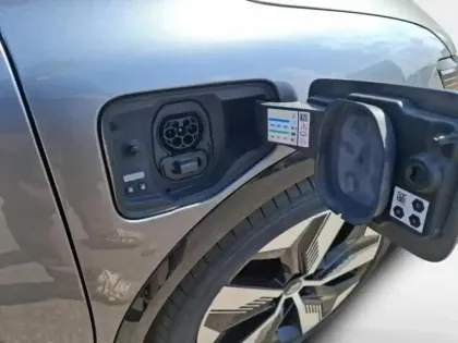Photo 9 Renault Megane  E-Tech Electric EV60 220ch Techno super charge -C