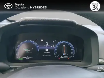 Photo 13 Toyota C-HR  1.8 Hybride 140ch Collection NG23