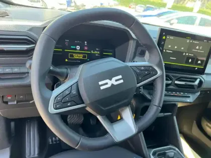 Photo 14 Dacia Duster  1.2 hybrid-G 150ch Expression 4x4