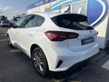 Photo 6 Ford Focus  1.0 Flexifuel mHEV 125 ch Titanium X Business