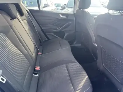 Photo 11 Ford Focus  1.0 Flexifuel mHEV 125 ch Titanium X Business