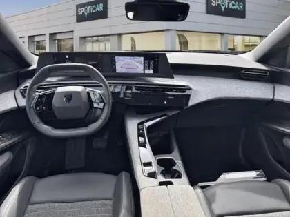 Photo 8 Peugeot 5008  Hybrid 136ch Allure e-DCS6