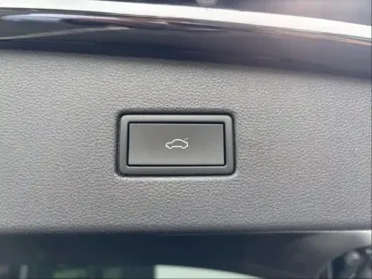Photo 6 Volkswagen Tiguan  1.4 eHybrid 245ch R-Line DSG6
