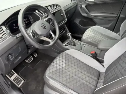 Photo 10 Volkswagen Tiguan  1.4 eHybrid 245ch R-Line DSG6