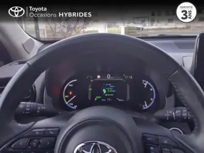 Photo 5 Toyota Yaris  Cross 116h Collection Toit Panoramique