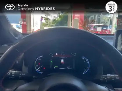Photo 13 Toyota Yaris  Cross 116h GR Sport Toit Panoramique