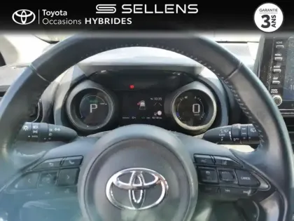 Photo 12 Toyota Yaris  116h Design 5p MC24