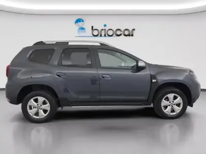 Photo 26 Dacia Duster 1.0 TCe 100ch Confort 4x2 Suréquipé