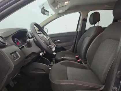 Photo 40 Dacia Duster 1.0 TCe 100ch Confort 4x2 Suréquipé