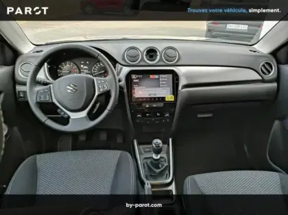 Photo 32 Suzuki Vitara Nouveau 1.4 Boosterjet Hybrid Auto Privilège