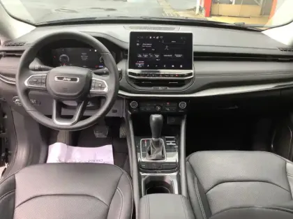 Photo 12 Jeep Compass 1.5 Turbo T4 130 ch BVR7 e-Hybrid Summit