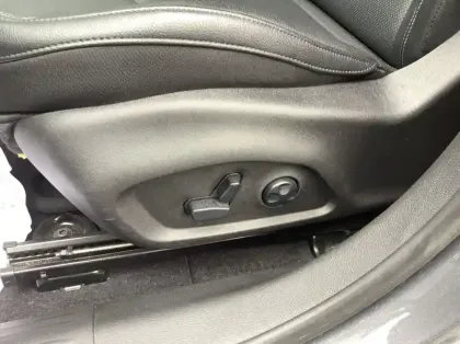 Photo 24 Jeep Compass 1.5 Turbo T4 130 ch BVR7 e-Hybrid Summit