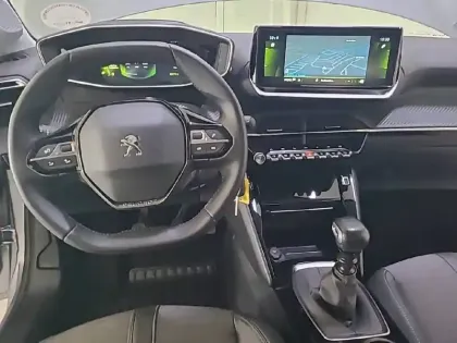 Photo 7 Peugeot 208  PureTech 100 S&S BVM6