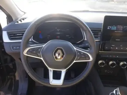 Photo 26 Renault Captur  E-Tech Plug-in 160