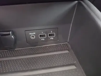 Photo 217 Renault Captur  E-Tech Plug-in 160