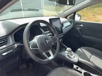 Photo 7 Renault Captur  E-Tech Plug-in 160