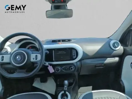 Photo 7 Renault Twingo  III E-Tech