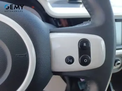 Photo 14 Renault Twingo  III E-Tech