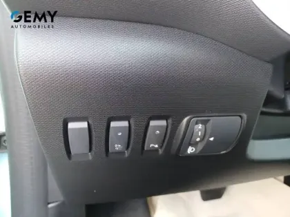 Photo 12 Renault Twingo  III E-Tech