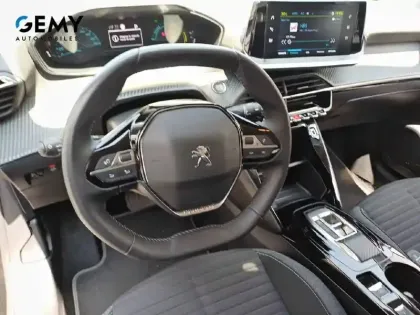 Photo 12 Peugeot 208  Electrique 50 kWh 136ch