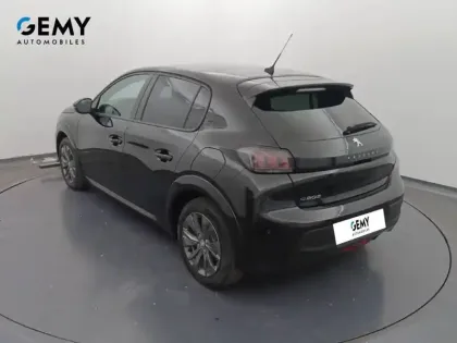 Photo 21 Peugeot 208  Electrique 50 kWh 136ch